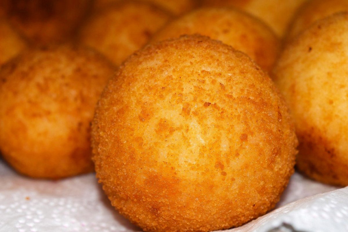 Arancini siciliani, la ricetta originale passo per passo - SicilyAddict