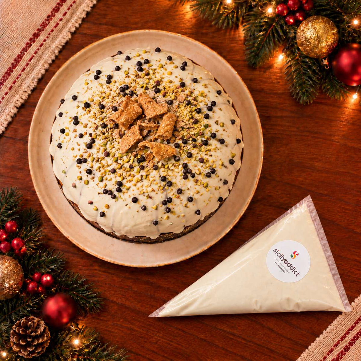 Panettone artigianale al CANNOLO SICILIANO 800 g + 500g di sac a poche di ricotta