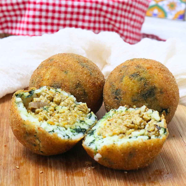 Arancini al ragù bianco con riso ai funghi e spinaci - SicilyAddict