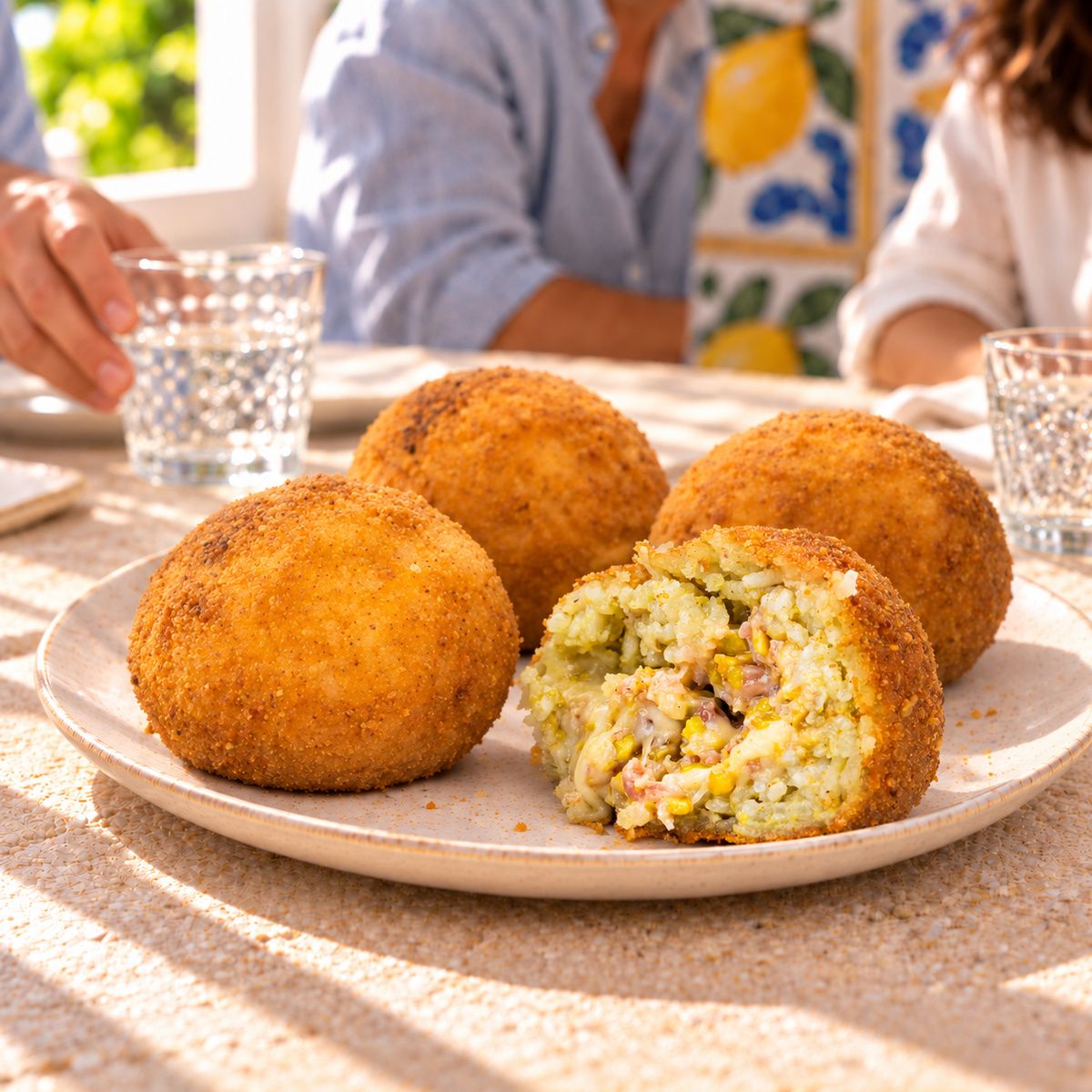Arancini pistacchio e speck - SicilyAddict