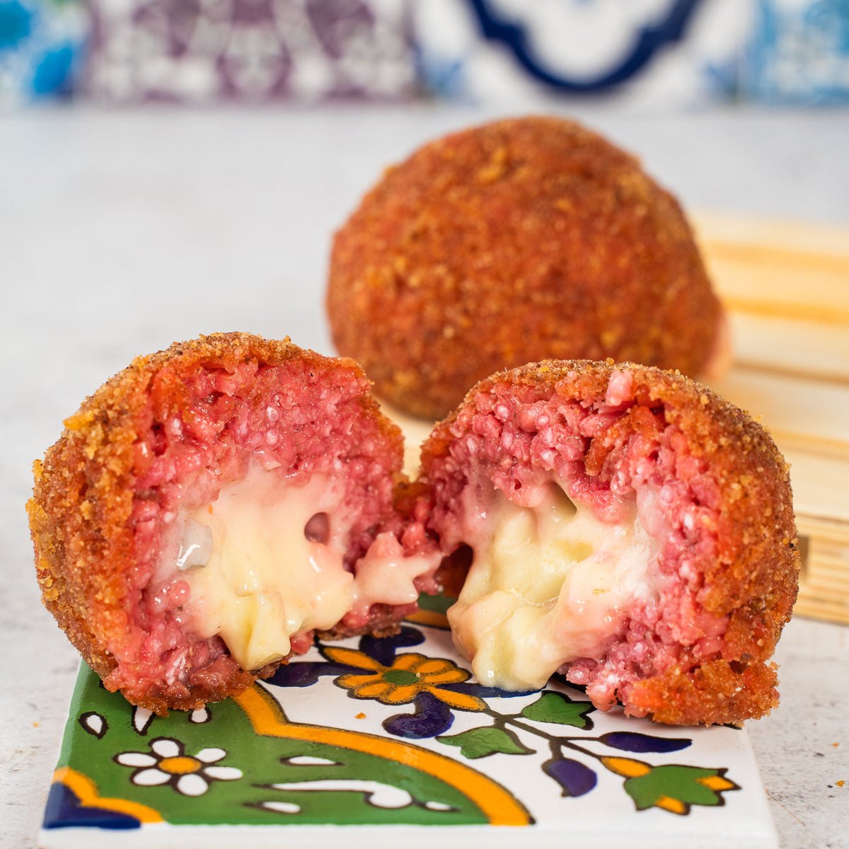 Arancini quattro formaggi e Barbabietola - SicilyAddict