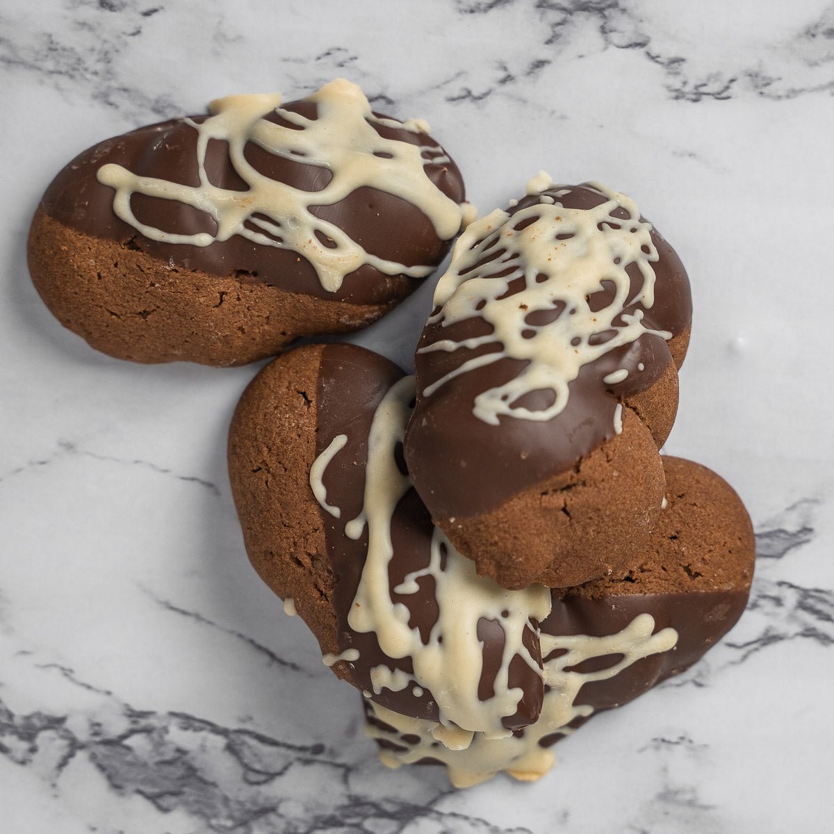 Biscottini al cioccolato e nocciole Ciokobueno 250 g - SicilyAddict