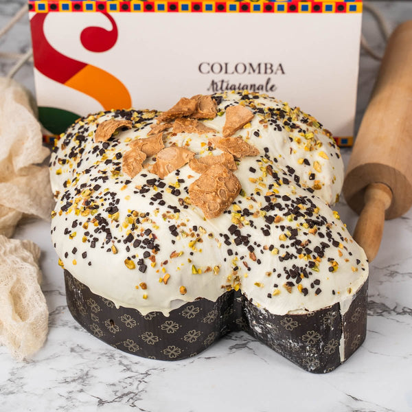 Colomba Artigianale al CANNOLO SICILIANO 800 g + 500g di ricotta in sac a poché - SicilyAddict