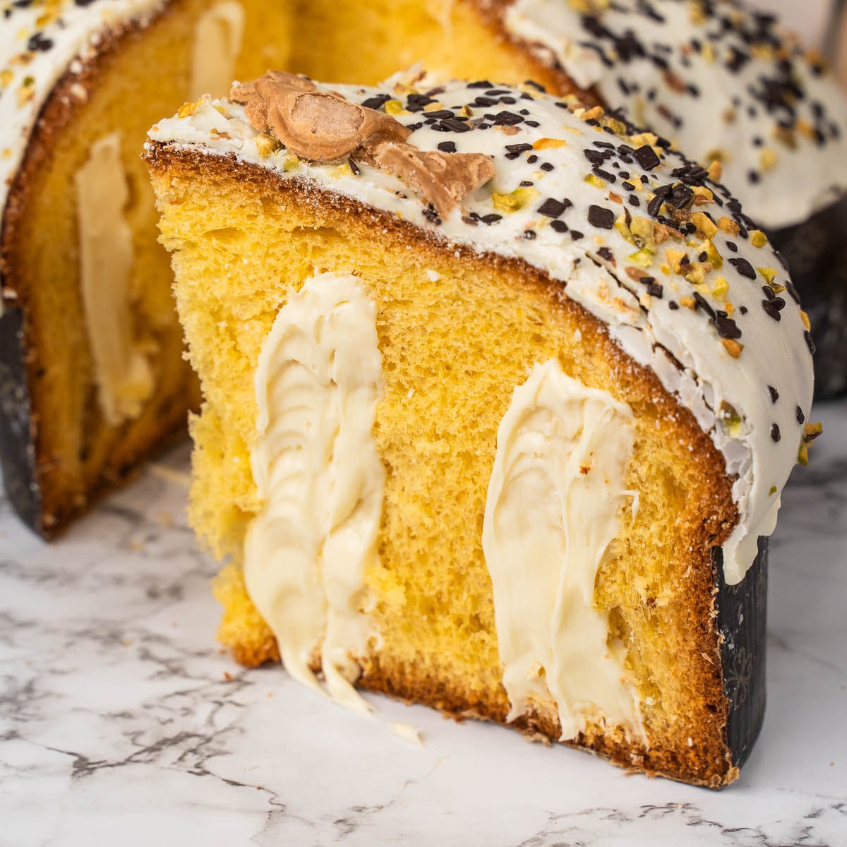 Colomba Artigianale al CANNOLO SICILIANO 800 g + 500g di ricotta in sac a poché - SicilyAddict