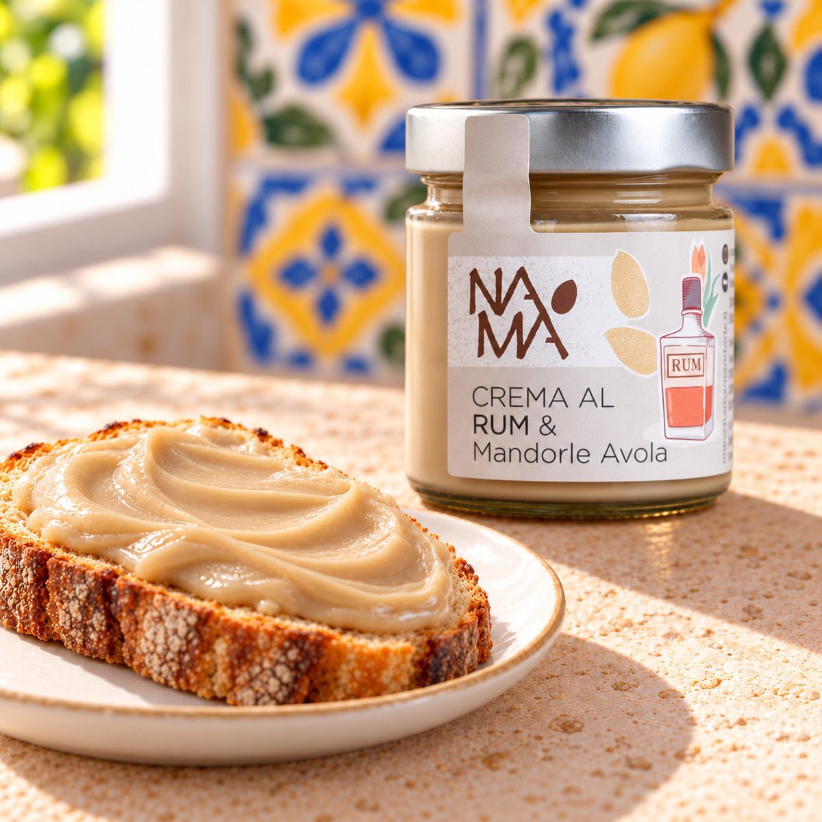 Crema al rum e mandorle di Avola Namà - SicilyAddict
