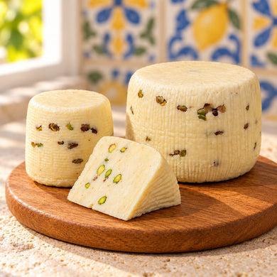 Formaggio Canestrato con Pistacchio - SicilyAddict