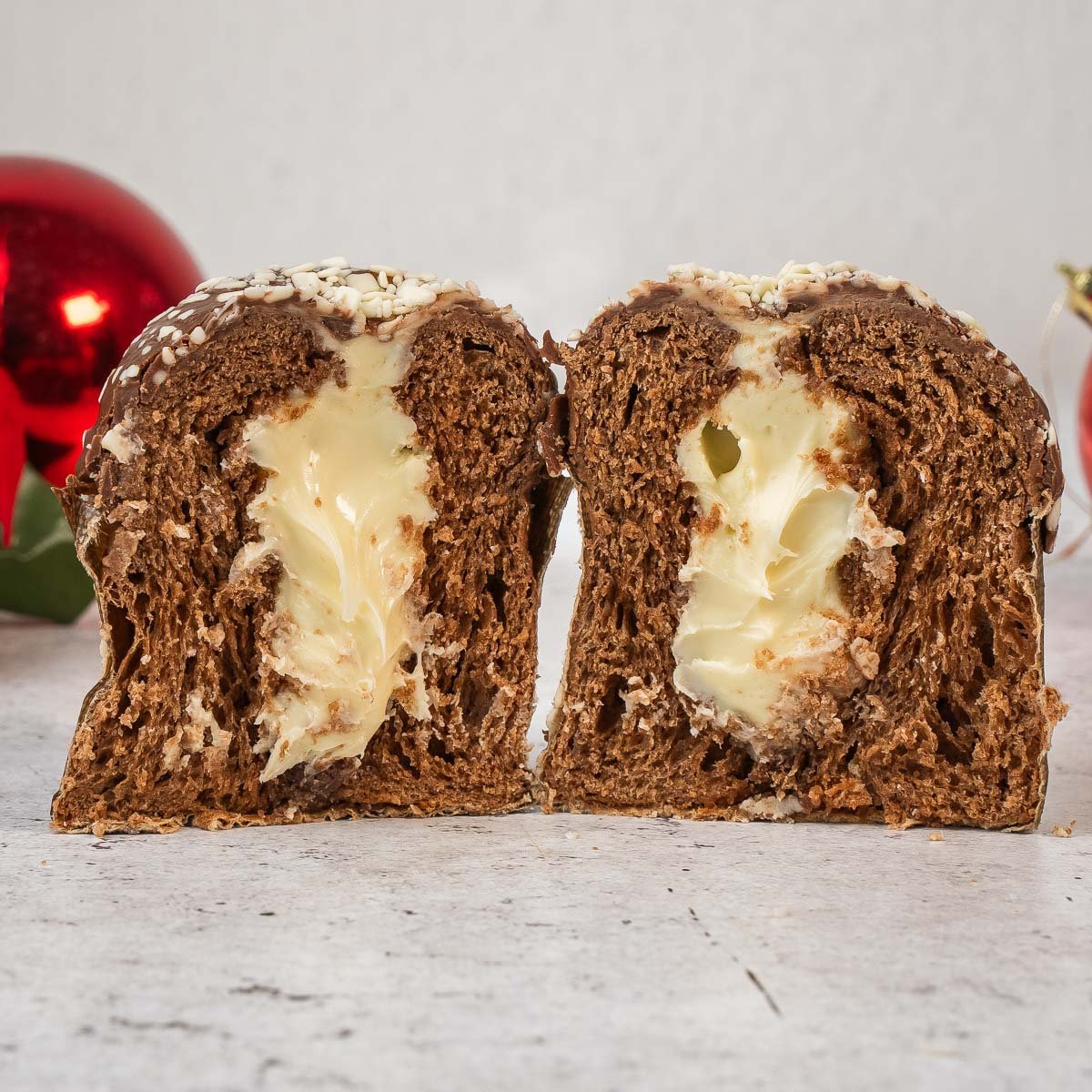 Panettoncino artigianale ai Tre Cioccolati - SicilyAddict