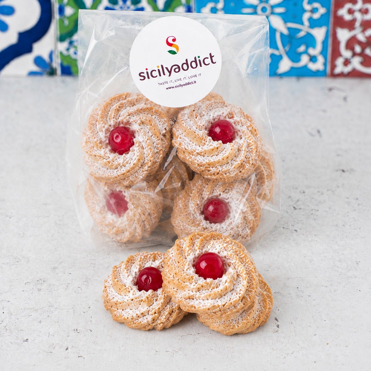 Paste di mandorla siciliane Ricce con Ciliegia - SicilyAddict