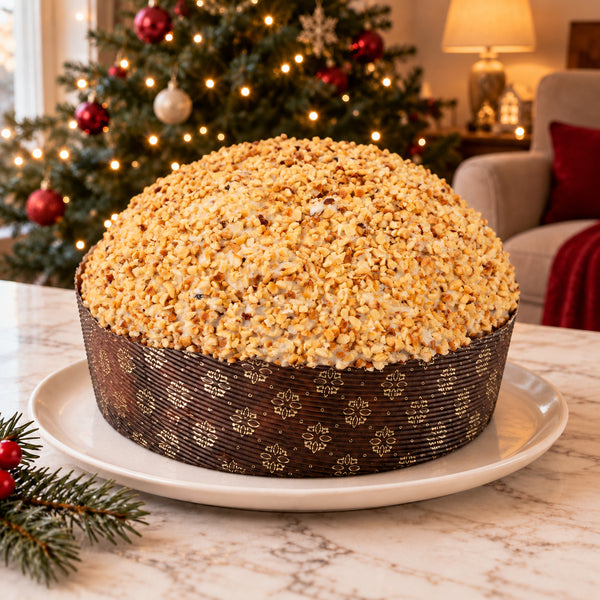 Panettone alla nocciola SicilyAddict, intero.