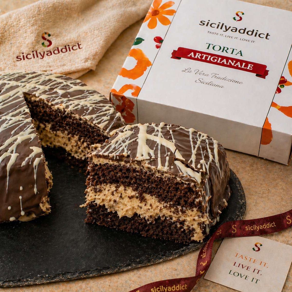 Torta con crema di nocciole Ciokobueno 600g - SicilyAddict
