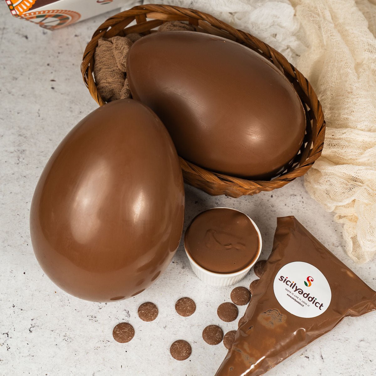 Uovo di Pasqua artigianale al cioccolato al latte 350g - SicilyAddict
