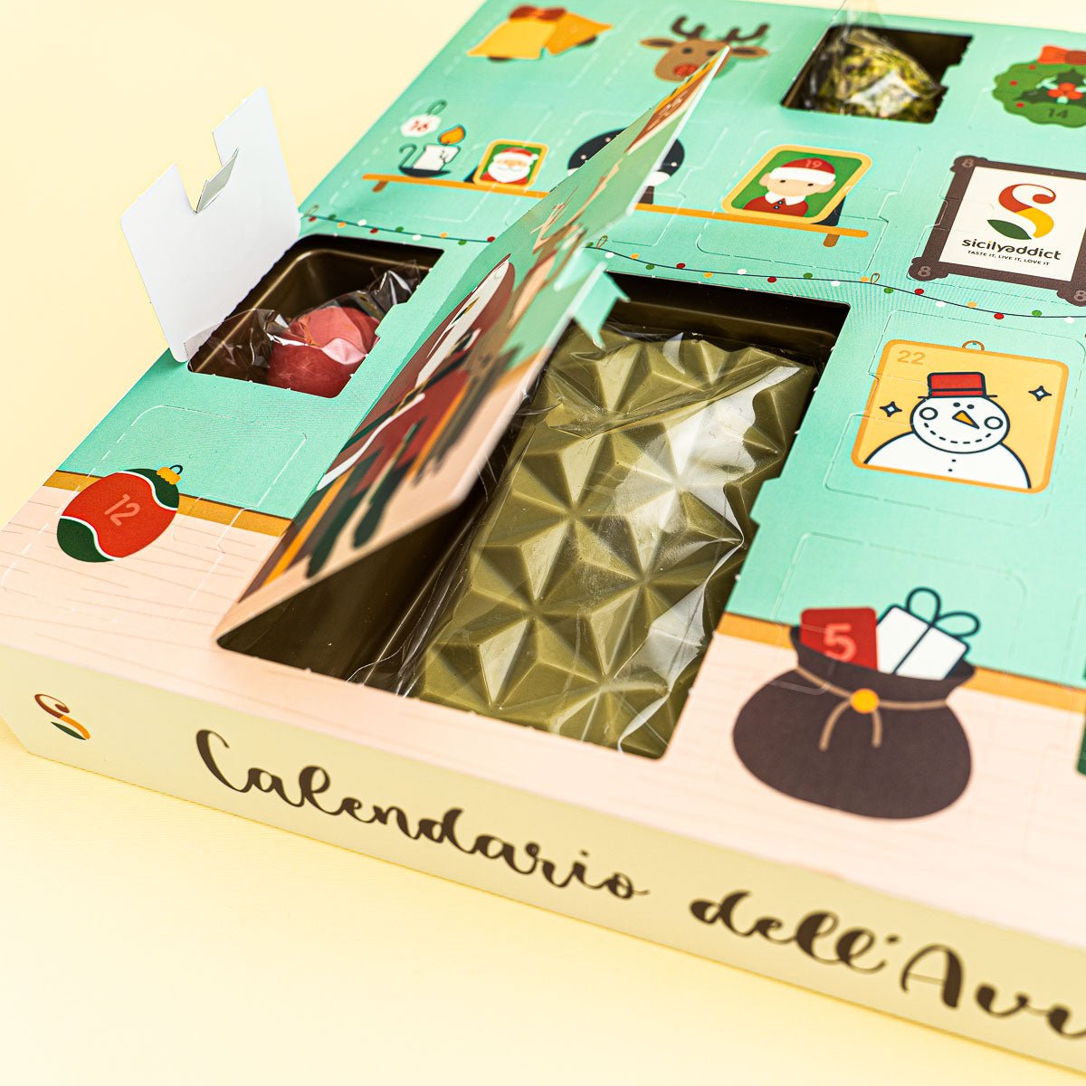Calendario dell'Avvento formato 500g con 33 prodotti all'interno - SicilyAddict