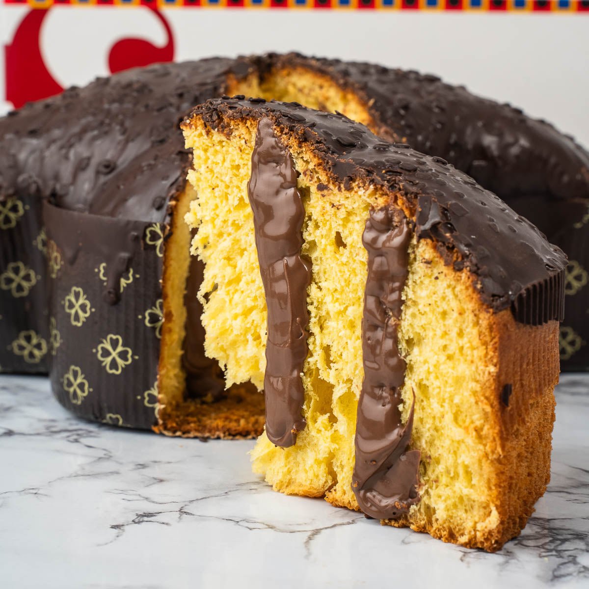 Colomba artigianale farcita al cioccolato fondente 1,1kg - SicilyAddict