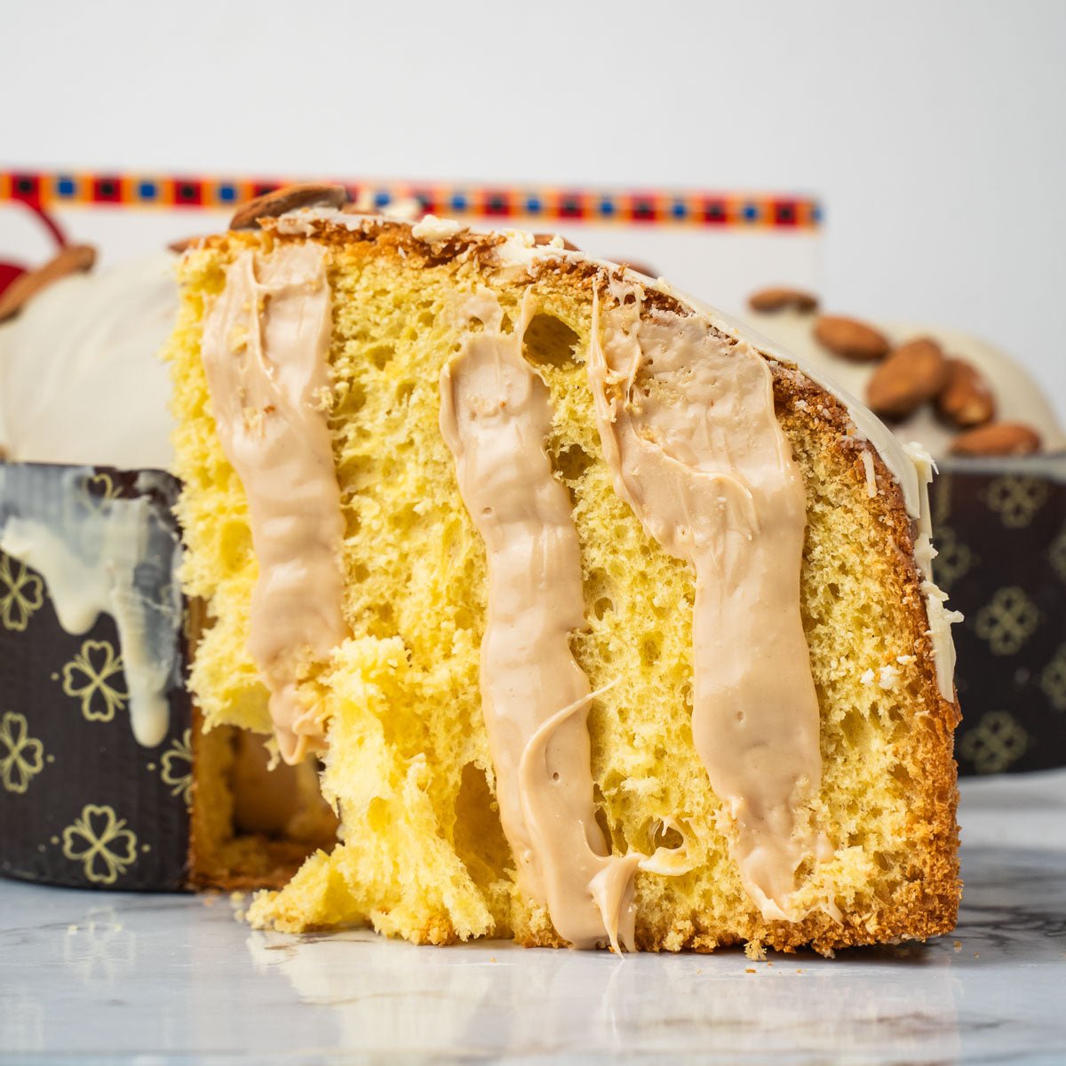 Colomba artigianale farcita alla mandorla 1,1kg - SicilyAddict