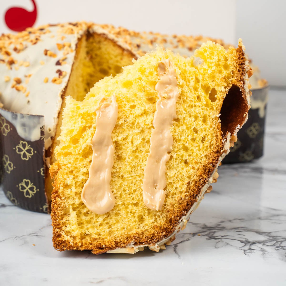 Colomba artigianale farcita alla nocciola 1,1kg - SicilyAddict