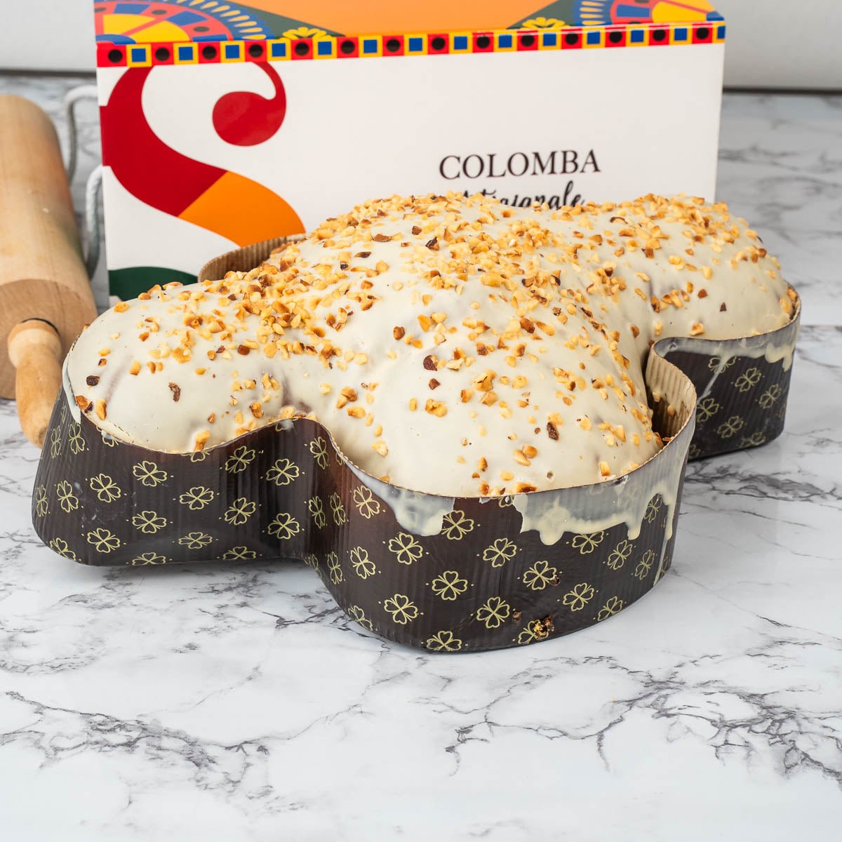 Colomba artigianale farcita alla nocciola 1,1kg - SicilyAddict