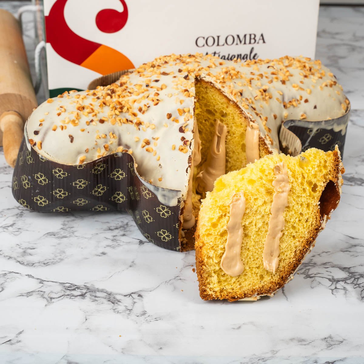 Colomba artigianale farcita alla nocciola 1,1kg - SicilyAddict