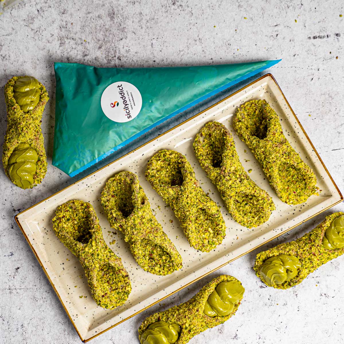 Kit cannoli siciliani pistacchio lovers - SicilyAddict