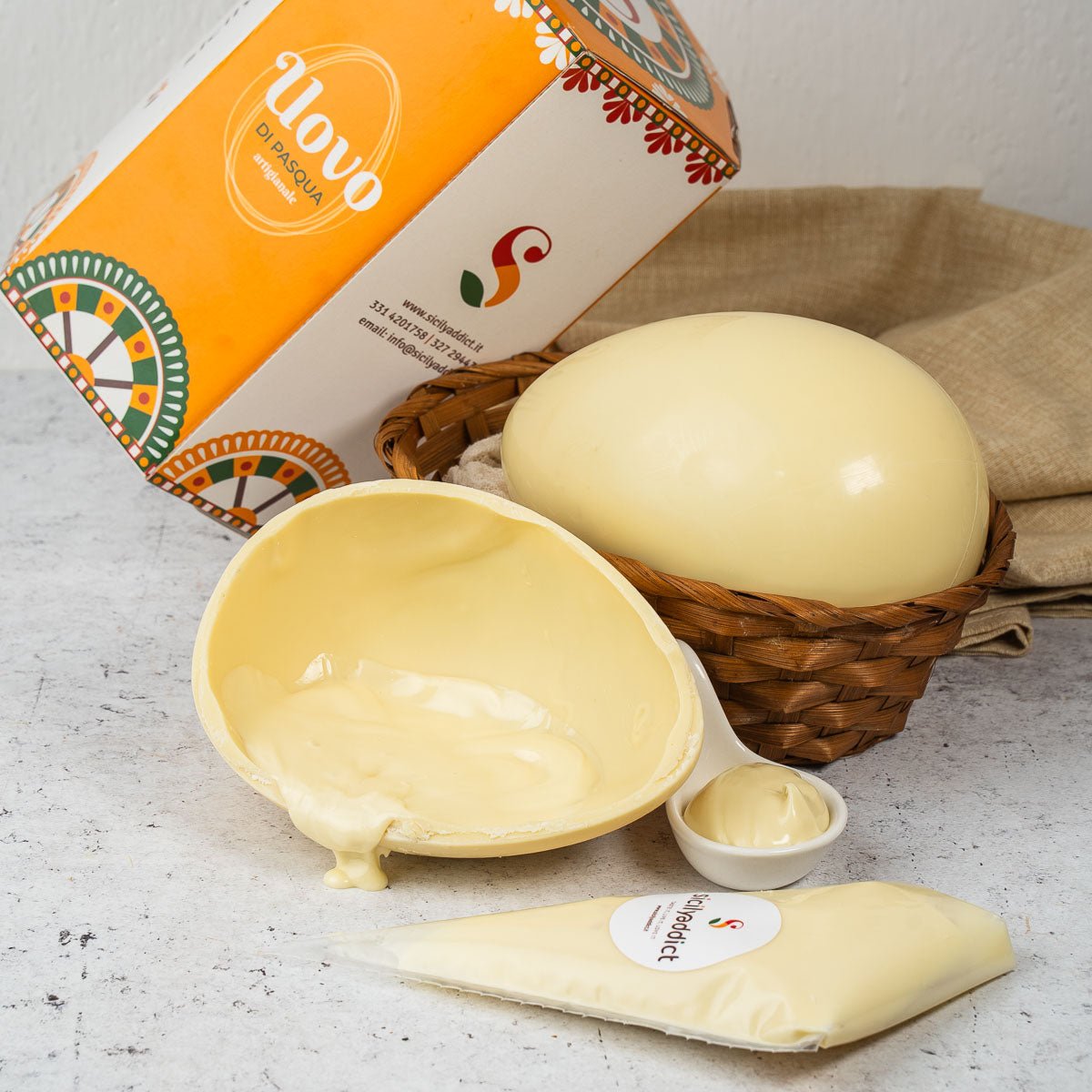 Uovo di Pasqua artigianale al cioccolato bianco CiokoLak 350g - SicilyAddict