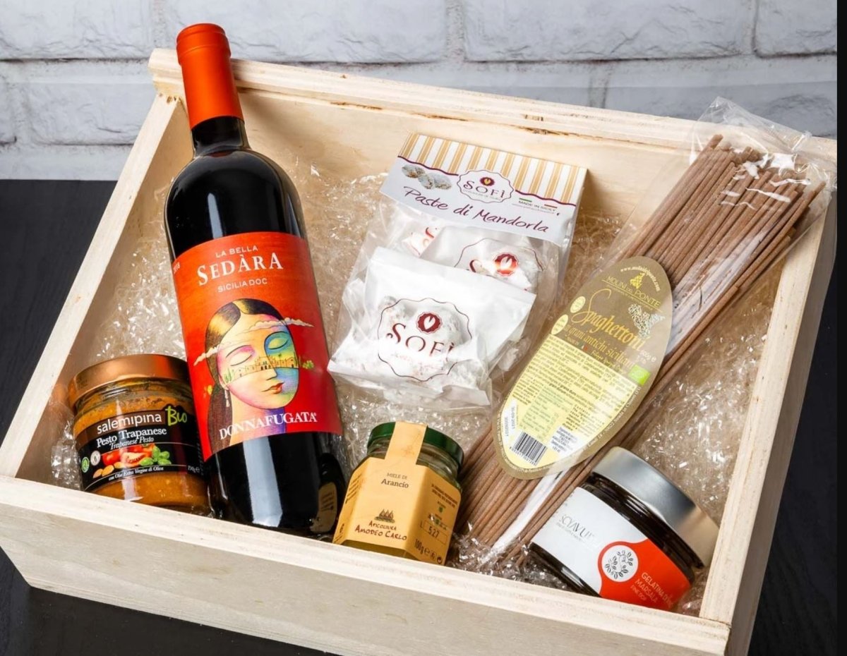 4 cesti natalizi con prodotti tipici siciliani da comprare online - SicilyAddict