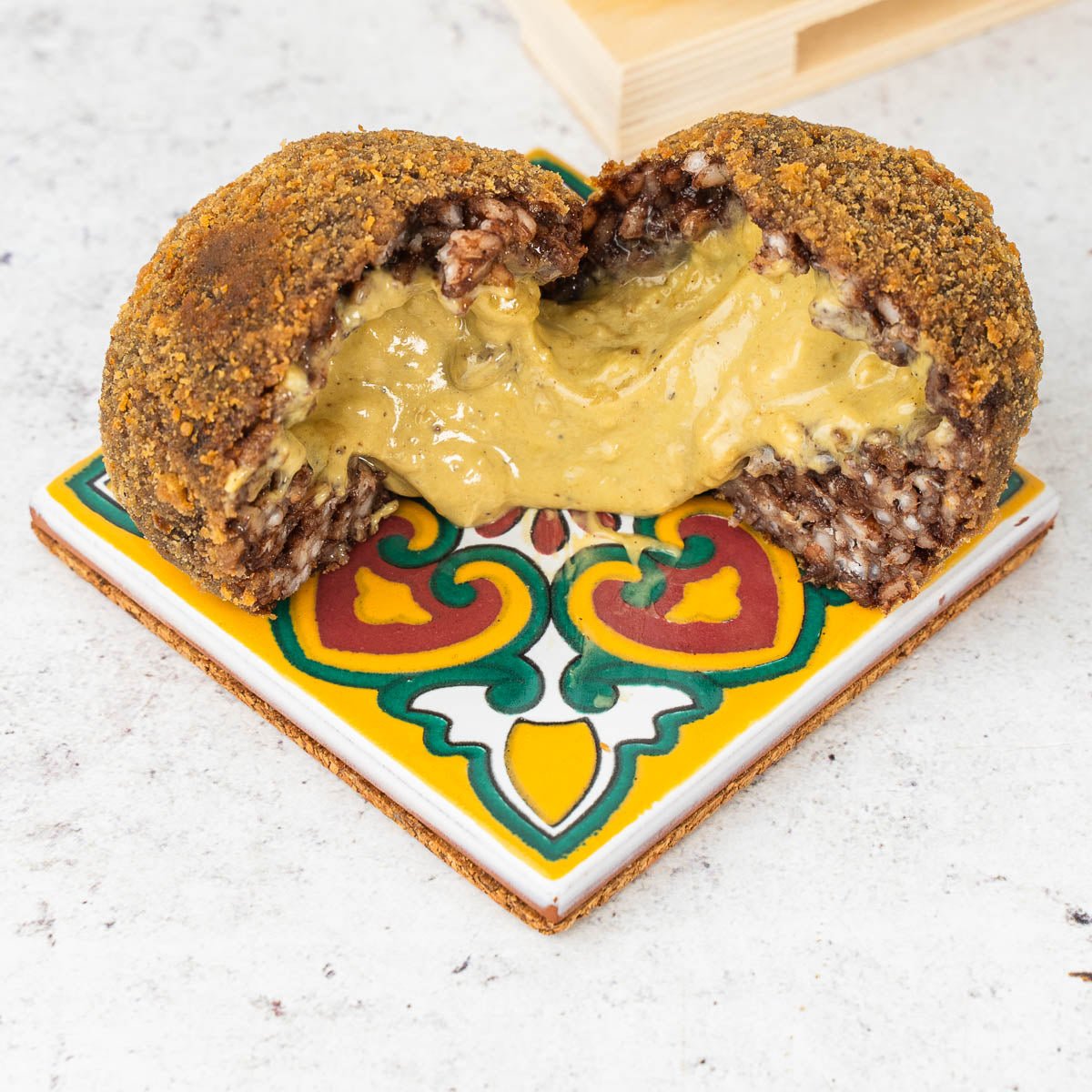 Arancini dolci al cioccolato e pistacchio - SicilyAddict
