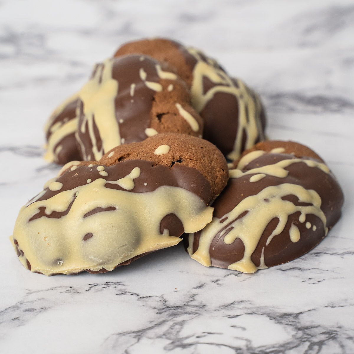 Biscottini al caramello e cioccolato Ciokocaramel 250 g - SicilyAddict