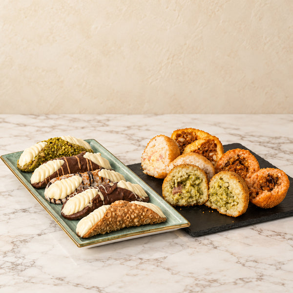 Welcome Kit SicilyAddict: cannoli assortiti e arancini misti, dettaglio dei ripieni