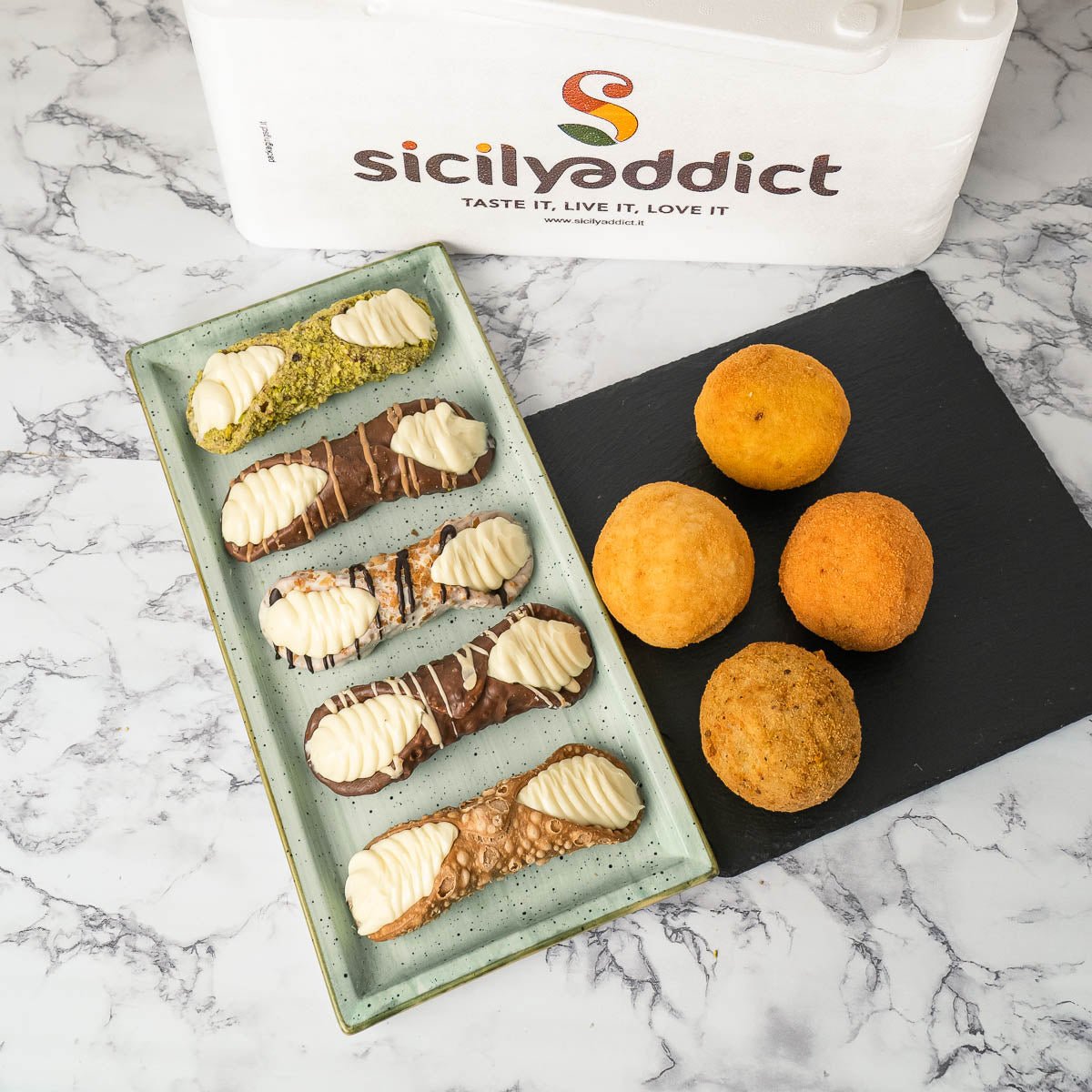 Box prodotti siciliani Welcome Kit - SicilyAddict