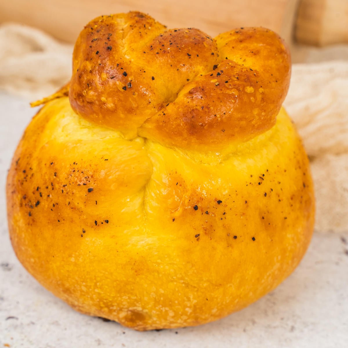 Brioche co' tuppo salata provolino 180g x 4 Pezzi - SicilyAddict