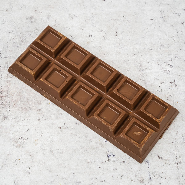 Cioccolato con crema di nocciole ciokobueno 550g - SicilyAddict