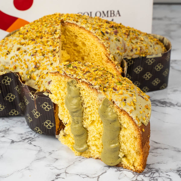 Colomba artigianale al pistacchio 1kg con crema di pistacchio in sac a poche - SicilyAddict