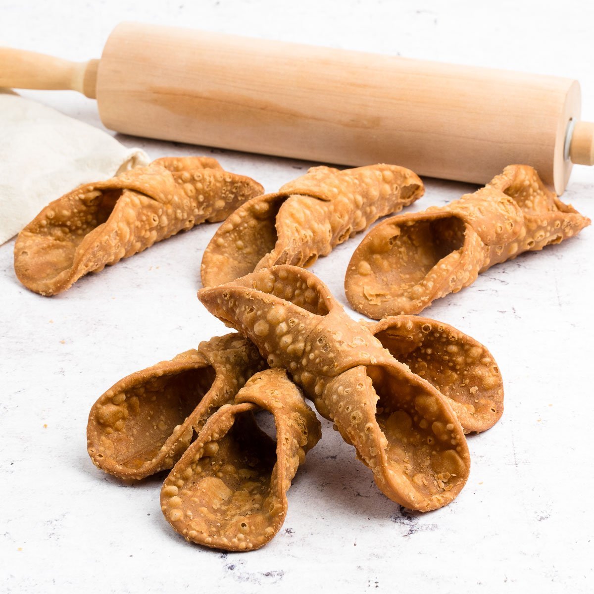Scorze di cannoli - SicilyAddict